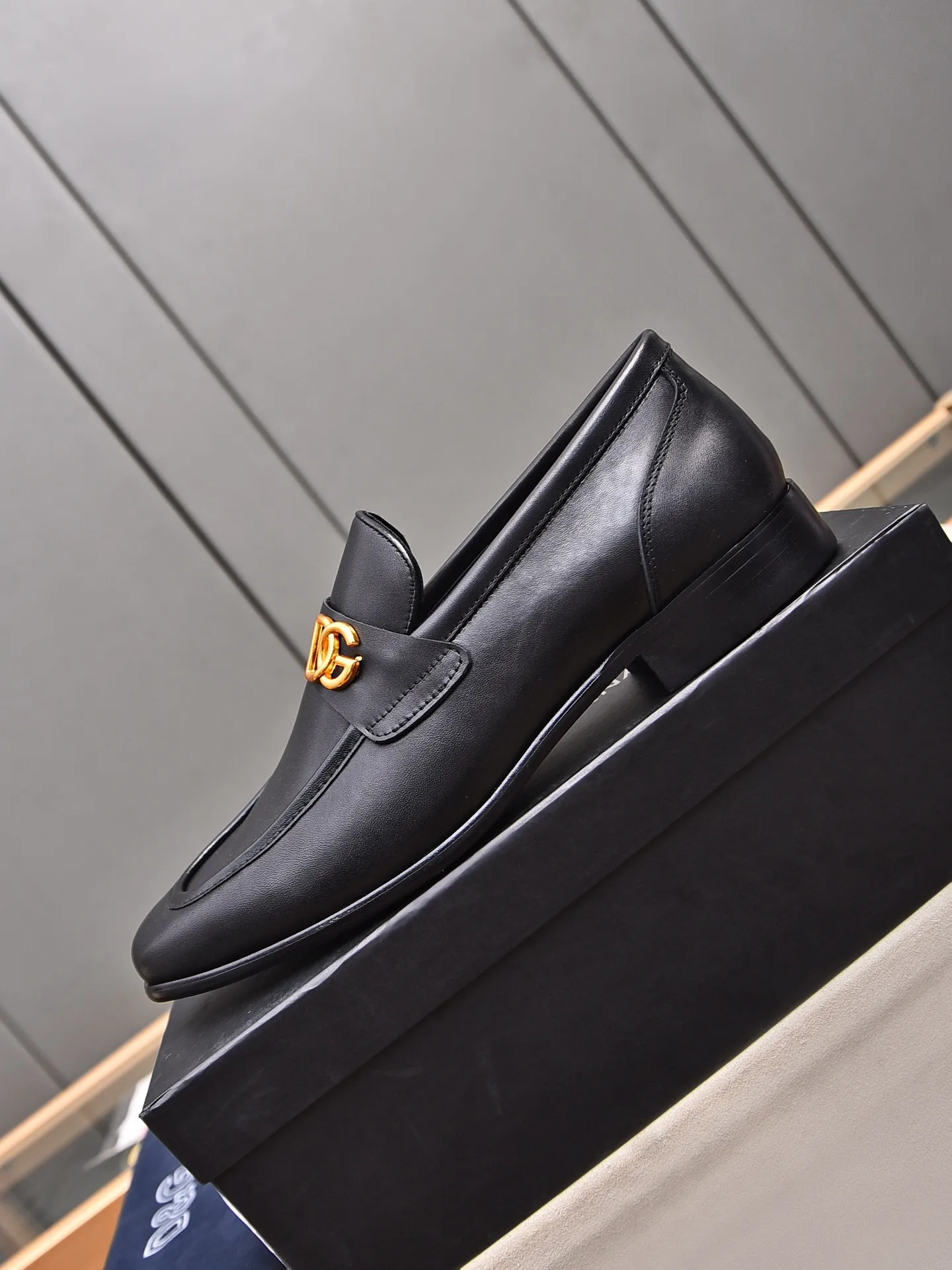👍👍Men's shoes💰480 **Boutique recommendation**DG**The latest business formal leather shoes, official website synchronization, top version on the market, purely handmade. Fabric: imported calfskin with water-dyed cow lining 38, 39, 40, 41, 42, 43, 44 (customized at 45